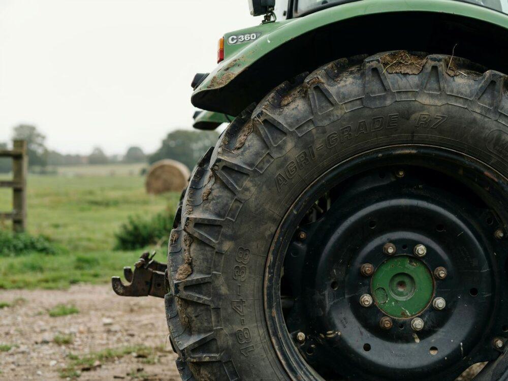 ciagnik c 360 tylne koło